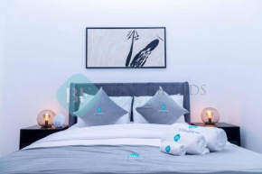 Bloomfields Elegant 1br In Waters Edge Yas Island
